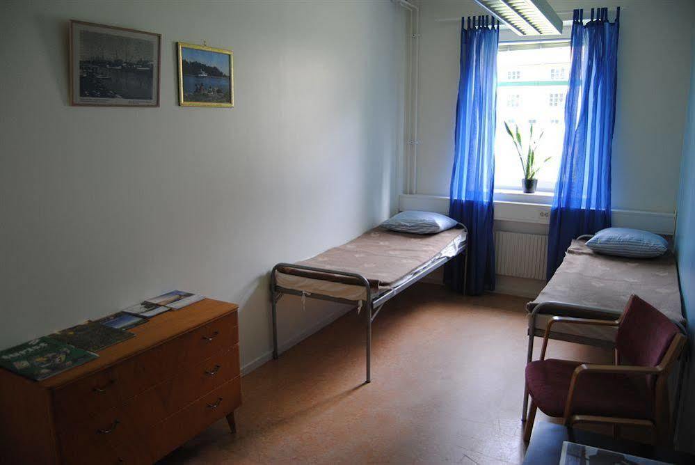 Krongarden Vandrarhem Kristinehamn Buitenkant foto