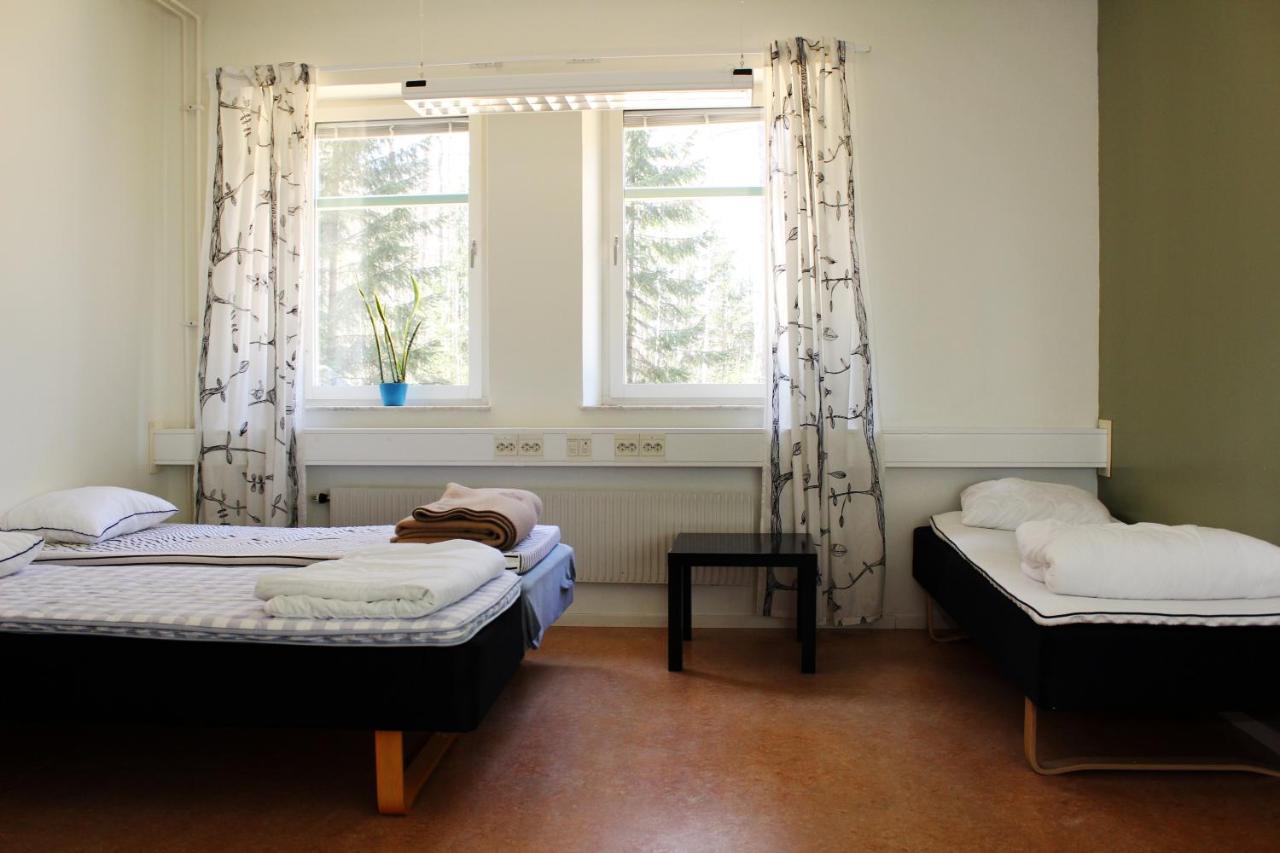 Krongarden Vandrarhem Kristinehamn Buitenkant foto